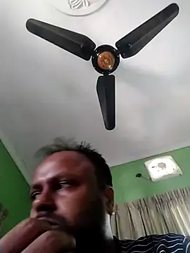 Snapshot of Niladri1410 chatting on 12-24-24, 04:55 Niladri1410 online show from 12-24-24, 04:55