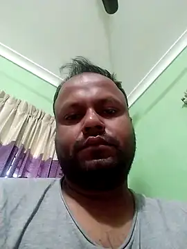 Snapshot of Niladri1410 chatting on 01-02-25, 03:48 Niladri1410 online show from 01-02-25, 03:48