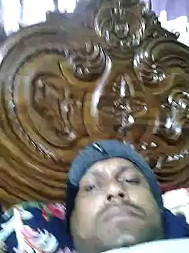 Snapshot of Niladri1410 chatting on 01-18-25, 11:21 Niladri1410 online show from 01-18-25, 11:21