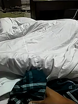 Snapshot of Niladri1410 chatting on 01-25-25, 04:57 Niladri1410 online show from 01-25-25, 04:57