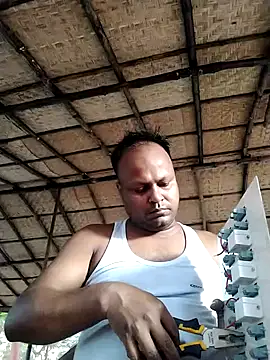 Snapshot of Niladri1410 chatting on 09-23-25, 12:46 Niladri1410 online show from 09-23-25, 12:46