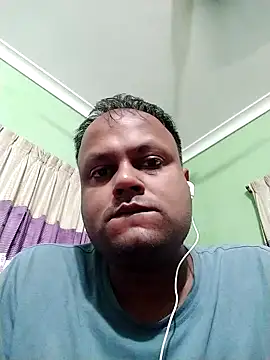 Snapshot of Niladri1410 chatting on 10-05-25, 03:05 Niladri1410 online show from 10-05-25, 03:05