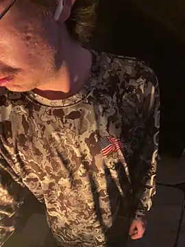 demonslayerr999 online show from 02-23-25, 08:17