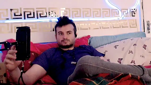 Snapshot of erotico69xxx chatting on 11-10-25, 11:53 erotico69xxx online show from 11-10-25, 11:53