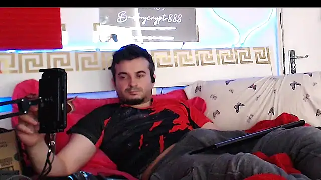 Snapshot of erotico69xxx chatting on 11-17-25, 01:50 erotico69xxx online show from 11-17-25, 01:50