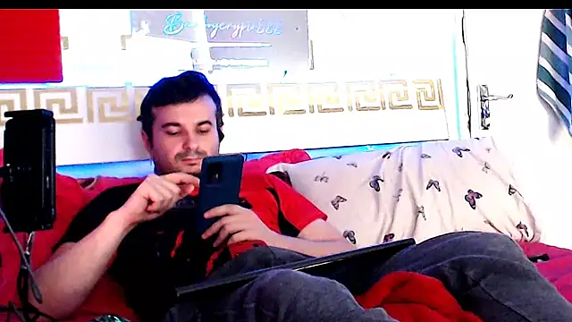 Snapshot of erotico69xxx chatting on 11-19-25, 12:49 erotico69xxx online show from 11-19-25, 12:49