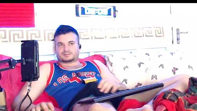 Snapshot of erotico69xxx chatting on 12-15-25, 02:10 erotico69xxx online show from 12-15-25, 02:10