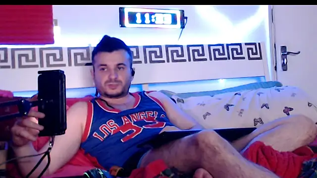 Snapshot of erotico69xxx chatting on 12-16-25, 11:32 erotico69xxx online show from 12-16-25, 11:32