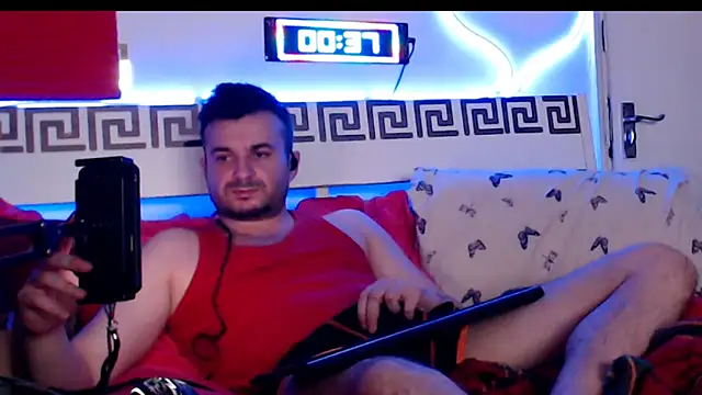 Snapshot of erotico69xxx chatting on 12-18-25, 12:38 erotico69xxx online show from 12-18-25, 12:38