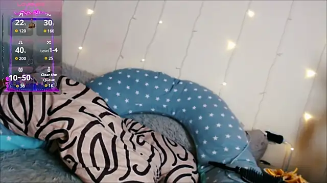 tia meow online show from 04-15-26, 07:58