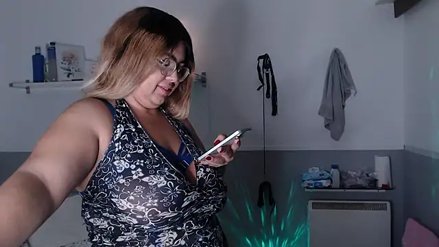 Latina BigBoobs online show from 12-13-25, 09:42