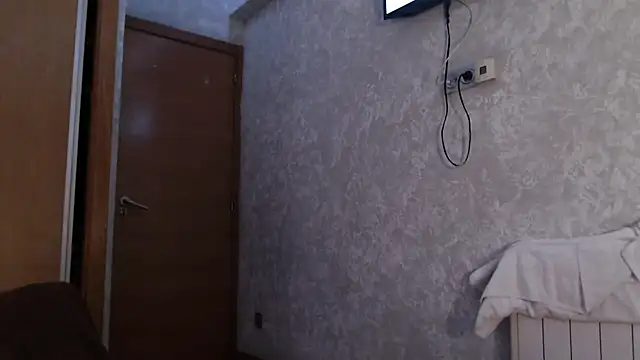 Latina BigBoobs online show from 03-15-26, 05:46