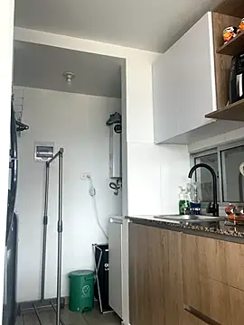 Ameellie online show from 09-10-25, 03:56