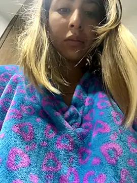 Ameellie online show from 09-21-25, 03:35