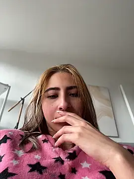 Ameellie online show from 07-03-26, 02:01