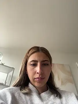 Ameellie online show from 07-19-26, 01:59
