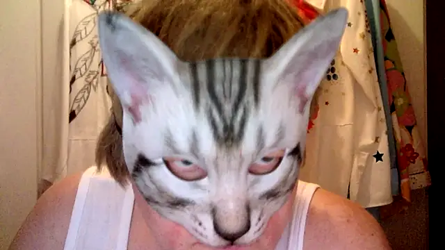 Snapshot of Sigorius chatting on 01-04-25, 05:47 Sigorius online show from 01-04-25, 05:47