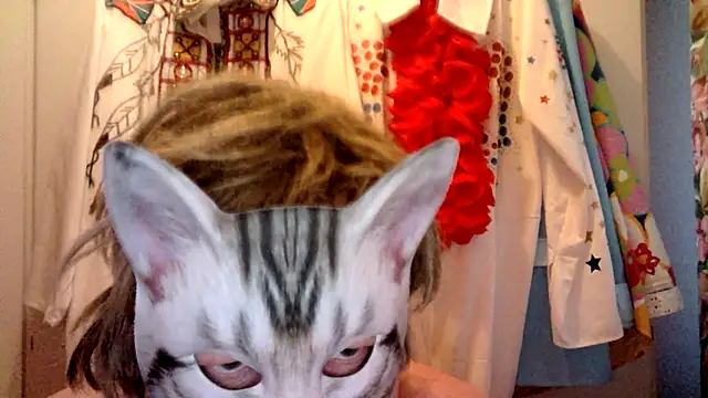 Snapshot of Sigorius chatting on 02-25-25, 04:00 Sigorius online show from 02-25-25, 04:00