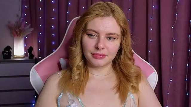 Snapshot of Day-off chatting on 11-09-25, 03:05 Day-off online show from 11-09-25, 03:05