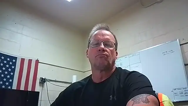 Cockrub1 online show from 11-12-25, 12:38