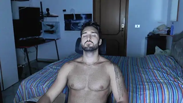 Snapshot of Alexox02 chatting on 09-28-25, 07:08 Alexox02 online show from 09-28-25, 07:08