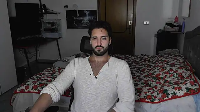 Snapshot of Alexox02 chatting on 10-24-25, 06:04 Alexox02 online show from 10-24-25, 06:04