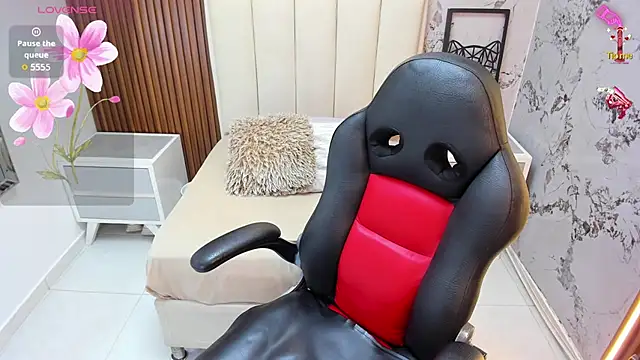 Snapshot of MILEY_JOAS2 chatting on 01-09-26, 12:19 MILEY JOAS2 online show from 01-09-26, 12:19