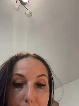 Snapshot of Carla_Angel chatting on 05-29-26, 05:27 Carla Angel online show from 05-29-26, 05:27
