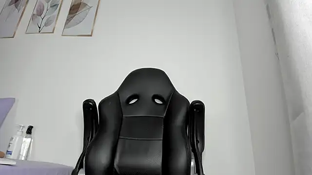Snapshot of _Molly_rosse_ chatting on 06-04-26, 12:00 Molly rosse online show from 06-04-26, 12:00