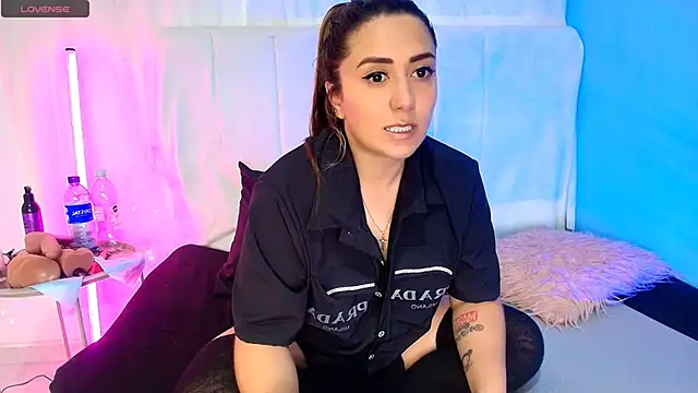 Snapshot of Natasha_Wilde_ chatting on 10-29-25, 10:44 Natasha Wilde online show from 10-29-25, 10:44