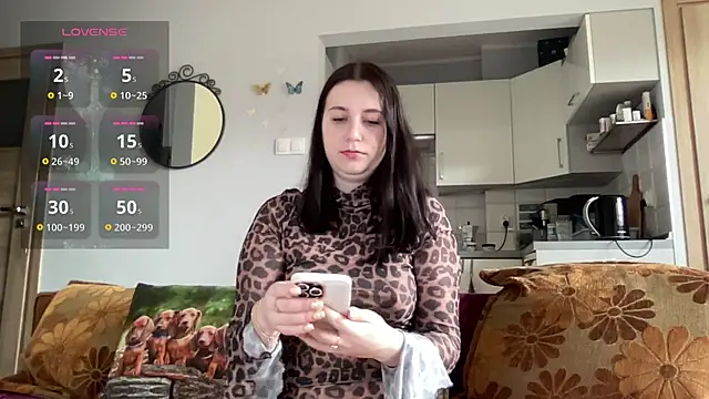 Snapshot of Teylor_Love chatting on 03-17-26, 01:03 Teylor Love online show from 03-17-26, 01:03