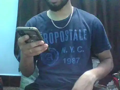 Snapshot of 8inchlegendbro chatting on 06-07-26, 04:55 8inchlegendbro online show from 06-07-26, 04:55