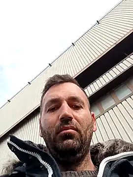 Snapshot of florin421 chatting on 03-21-26, 07:24 florin421 online show from 03-21-26, 07:24