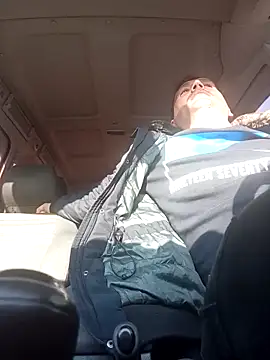 Snapshot of florin421 chatting on 03-23-26, 06:50 florin421 online show from 03-23-26, 06:50