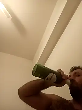 Snapshot of florin421 chatting on 04-06-26, 07:04 florin421 online show from 04-06-26, 07:04