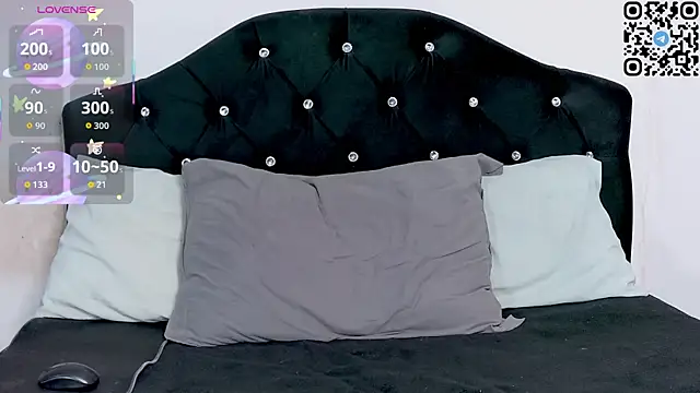 nonawhitemm online show from 10-17-25, 10:56