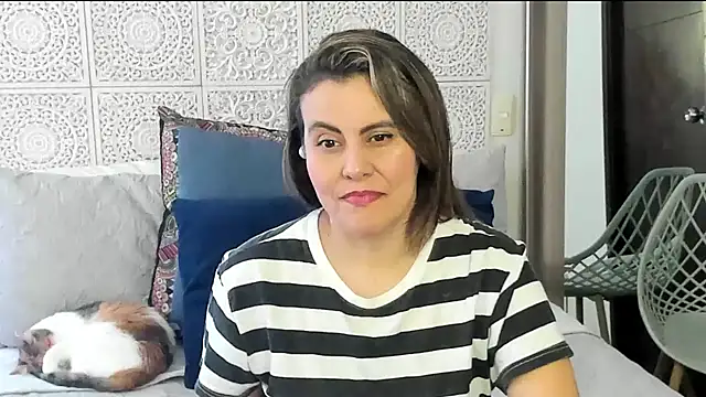 V monse online show from 02-24-25, 02:37