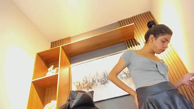 Snapshot of Alahia_Rodriguez chatting on 01-11-26, 12:54 Alahia Rodriguez online show from 01-11-26, 12:54