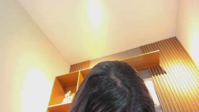 Snapshot of Alahia_Rodriguez chatting on 01-14-26, 07:41 Alahia Rodriguez online show from 01-14-26, 07:41