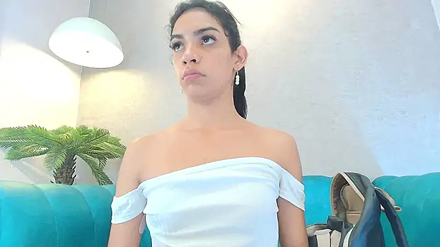 Snapshot of Alahia_Rodriguez chatting on 02-20-26, 07:47 Alahia Rodriguez online show from 02-20-26, 07:47