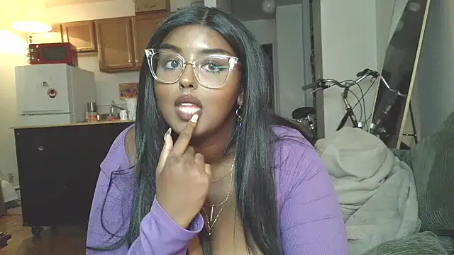 SiminFox online show from 10-13-25, 01:27