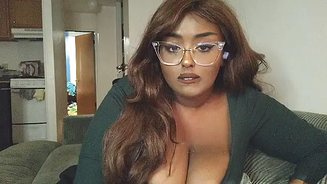 SiminFox online show from 10-24-25, 11:34