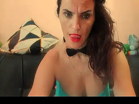 Snapshot of beautymary chatting on 07-24-26, 04:43 beautymary online show from 07-24-26, 04:43