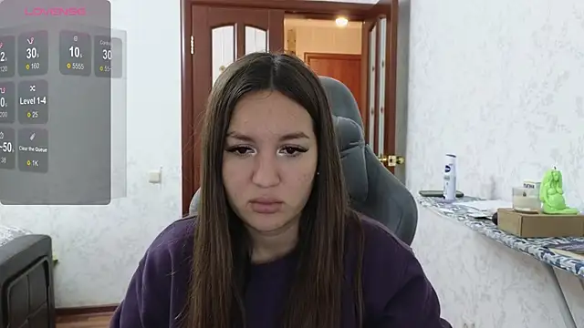 Snapshot of Nelly_Fischer chatting on 12-04-24, 12:25 Nelly Fischer online show from 12-04-24, 12:25