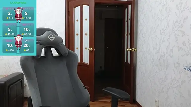 Snapshot of Nelly_Fischer chatting on 12-26-24, 08:21 Nelly Fischer online show from 12-26-24, 08:21