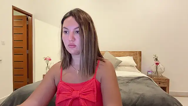 Snapshot of Nelly_Fischer chatting on 09-28-25, 03:39 Nelly Fischer online show from 09-28-25, 03:39