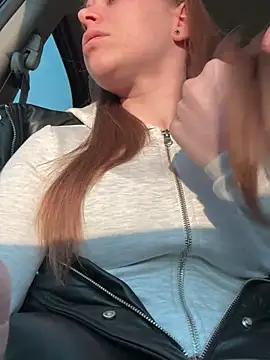 Snapshot of MilissaSee chatting on 02-24-25, 01:53 MilissaSee online show from 02-24-25, 01:53