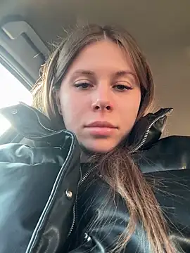 Snapshot of MilissaSee chatting on 02-25-25, 10:58 MilissaSee online show from 02-25-25, 10:58