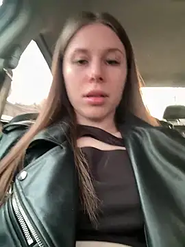 Snapshot of MilissaSee chatting on 03-13-25, 01:29 MilissaSee online show from 03-13-25, 01:29