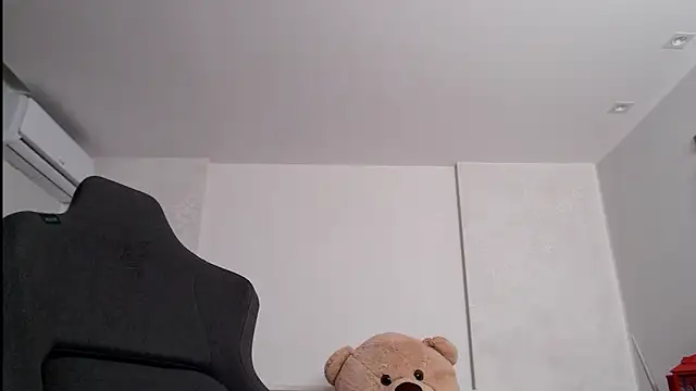 Smileyouarehere online show from 03-16-25, 05:36